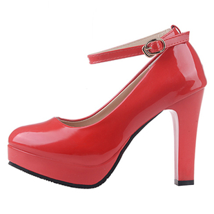 cos万用白色礼仪高跟鞋女春性感细跟黑色圆头漆皮不累脚厚底单鞋