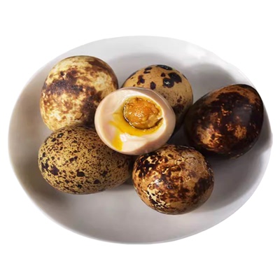 鹌鹑咸蛋小咸蛋松沙流油