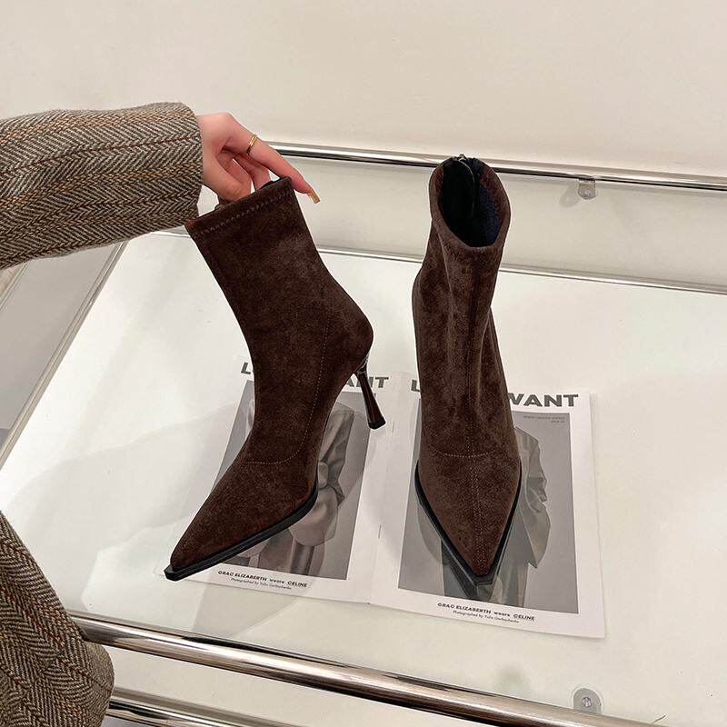 棕色尖头高跟短靴女2025年秋冬新款百搭法式细跟弹力靴绒面瘦瘦靴