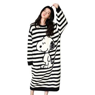 贝妍珊瑚绒睡衣女秋冬季史努比睡裙休闲条纹大码保暖半边绒连衣裙