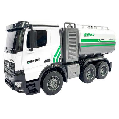 遥控可喷水环卫车音乐清洁洒水车