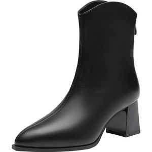 大东2025冬季新款女鞋时尚优雅时装靴尖头后拉链粗跟高跟中筒女靴