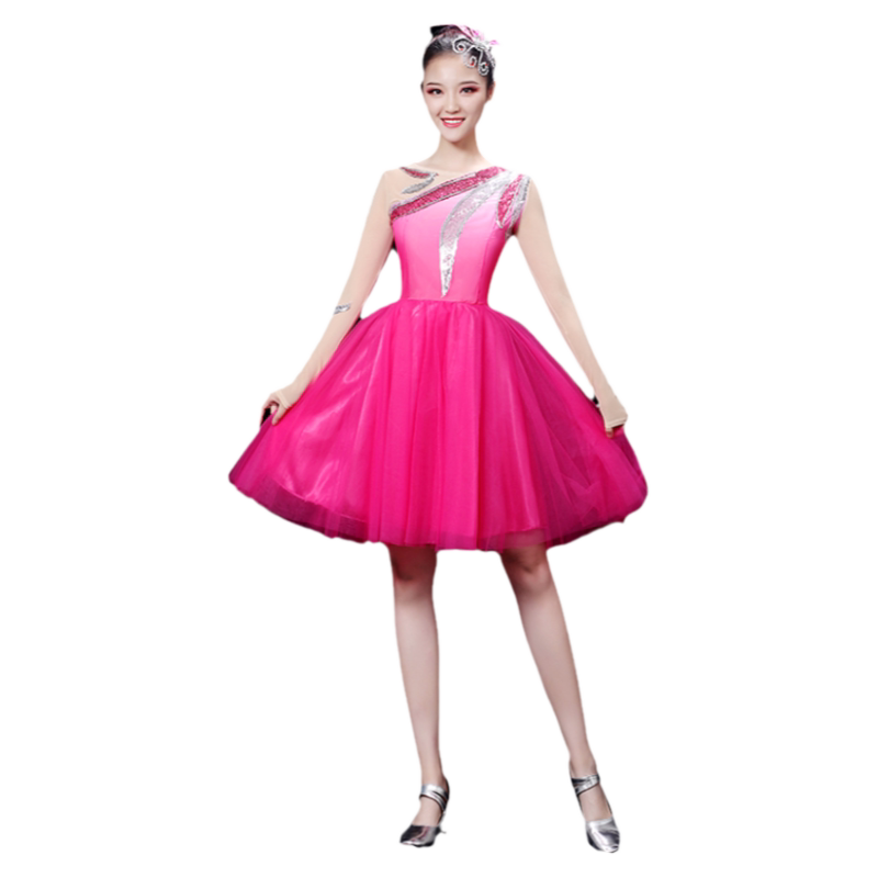 广场舞演出服女2026年新款青春时尚舞蹈服装现代舞连衣裙套装成人