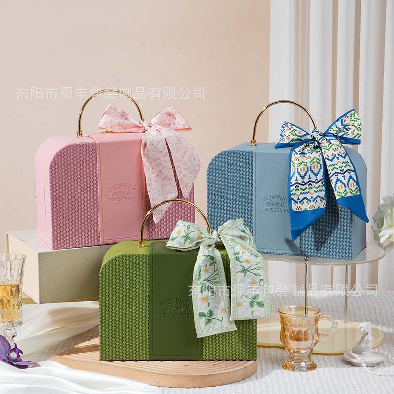 新款皮质化妆箱伴手礼盒伴郎伴娘闺礼物蜜礼盒伴生日周岁礼满月手