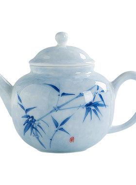 叁旬手绘青花竹影茶壶
