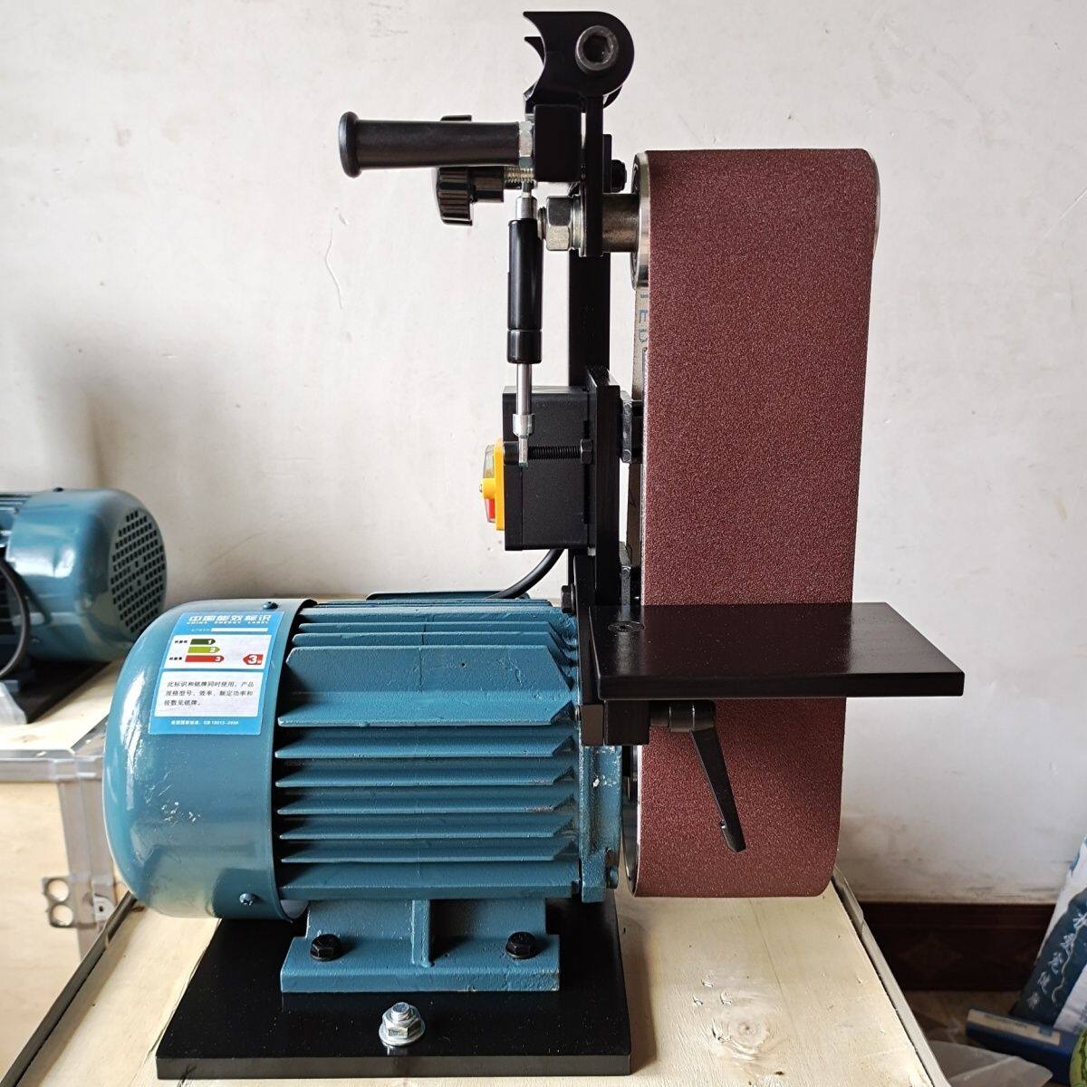 金属砂带机打磨机抛光机不锈钢木料铝工业家用小型915*100型