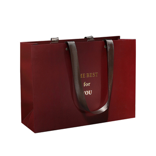 服装店女装衣服手提袋红色礼品袋高级感手提袋高级定制包装纸袋