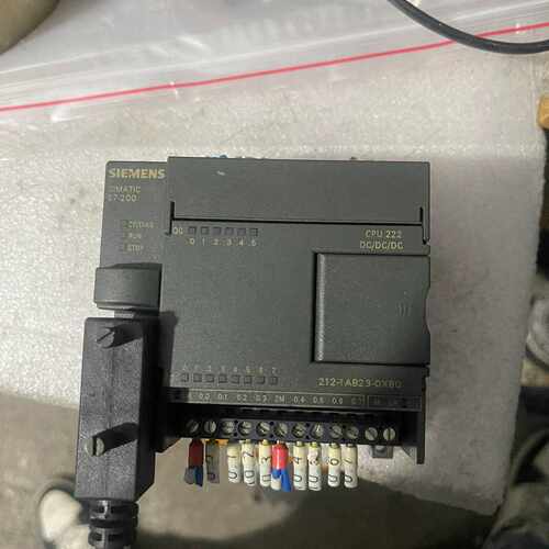 【询价】PLC 6ES7 212-1AB23-0XB0成色如图适用