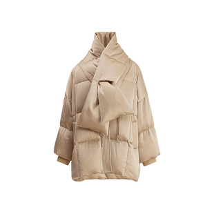 AUM噢姆冬季醋涤缎大廓形宽松时尚围巾鹅绒羽绒服女