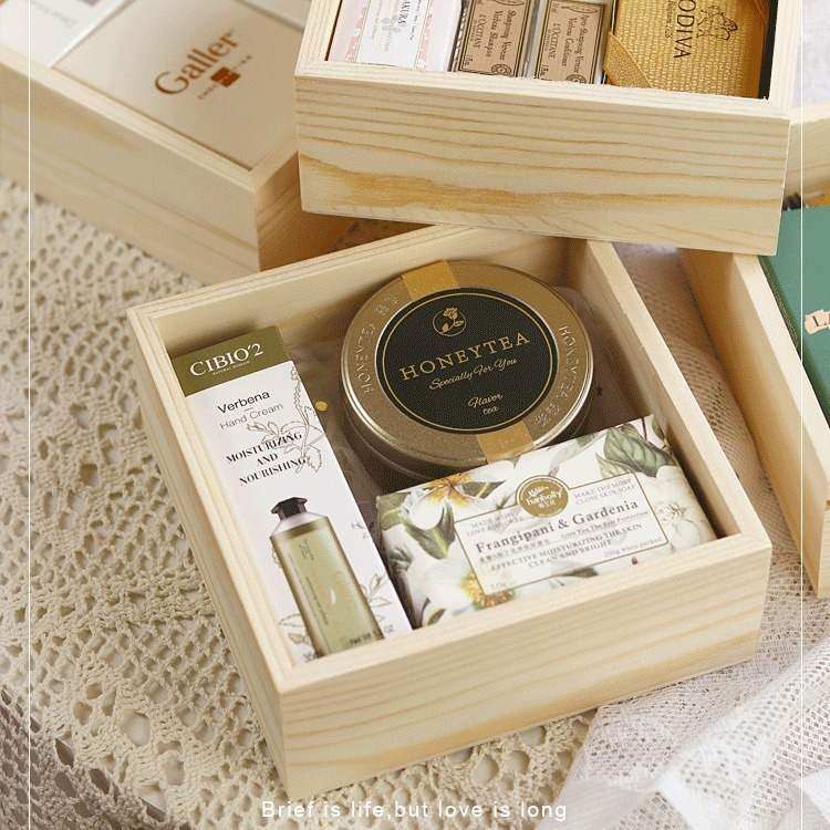 伴手礼盒小木盒婚礼伴娘成品创意喜糖伴郎结婚送实用高档礼盒回礼