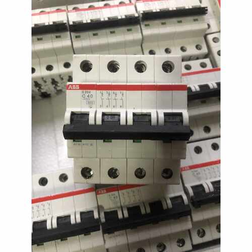询价-S204 4P40安断路器。