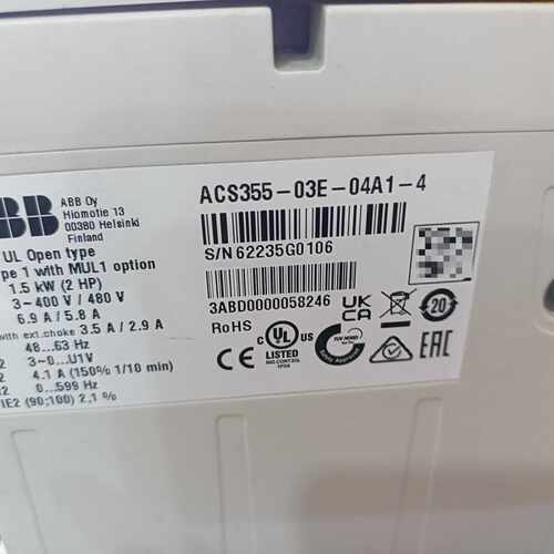 溢价-九成新变频器ACS355-03E-04A1-4，