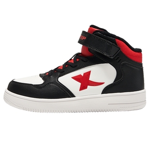 特步童鞋2025冬季新款加绒男童保暖棉鞋中大童休闲鞋加厚轻盈板鞋