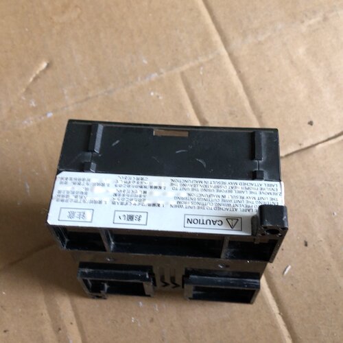 CP1W-AD041 模块 排线被剪断了 看好的来拍吧