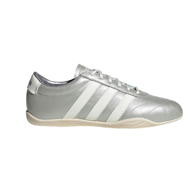 adidas阿迪达斯BARREDA LO薄底鞋板鞋2026春女运动休闲鞋 JQ7243