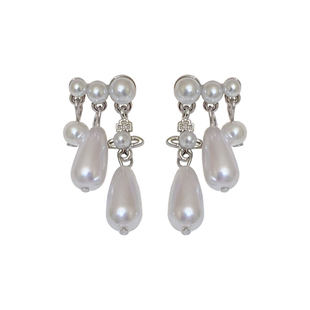 珍珠耳饰2025新款爆款三连排土星耳钉女轻奢高级感小香风独特耳环