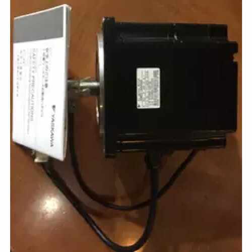 议价全新安川扁平电机SGMP-02U314M 质保一年现货包邮欢迎询价