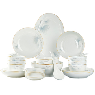 陶瓷碗盘碟套装家用2024新款好看的简约时尚礼品餐具结婚乔迁送礼