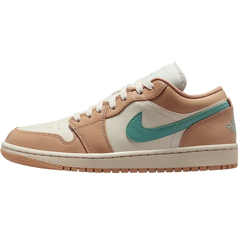NIKE耐克女子WMNS AIR JORDAN 1LOW运动训练篮球鞋DC0774-130