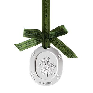 衣柜香薰栀子花专用石膏香片挂件熏香氛家用室内持久车载香包留香