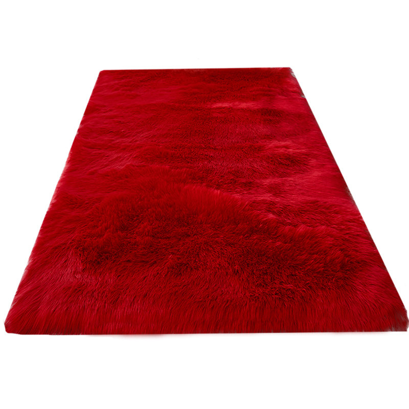 红色卧室婚房毛绒地毯简约现代