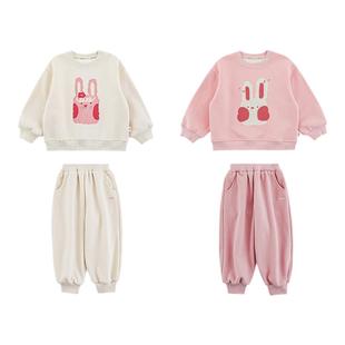 幼悠女童加绒加厚运动套装冬季小兔印花卫衣字母绣花宽松运动裤潮
