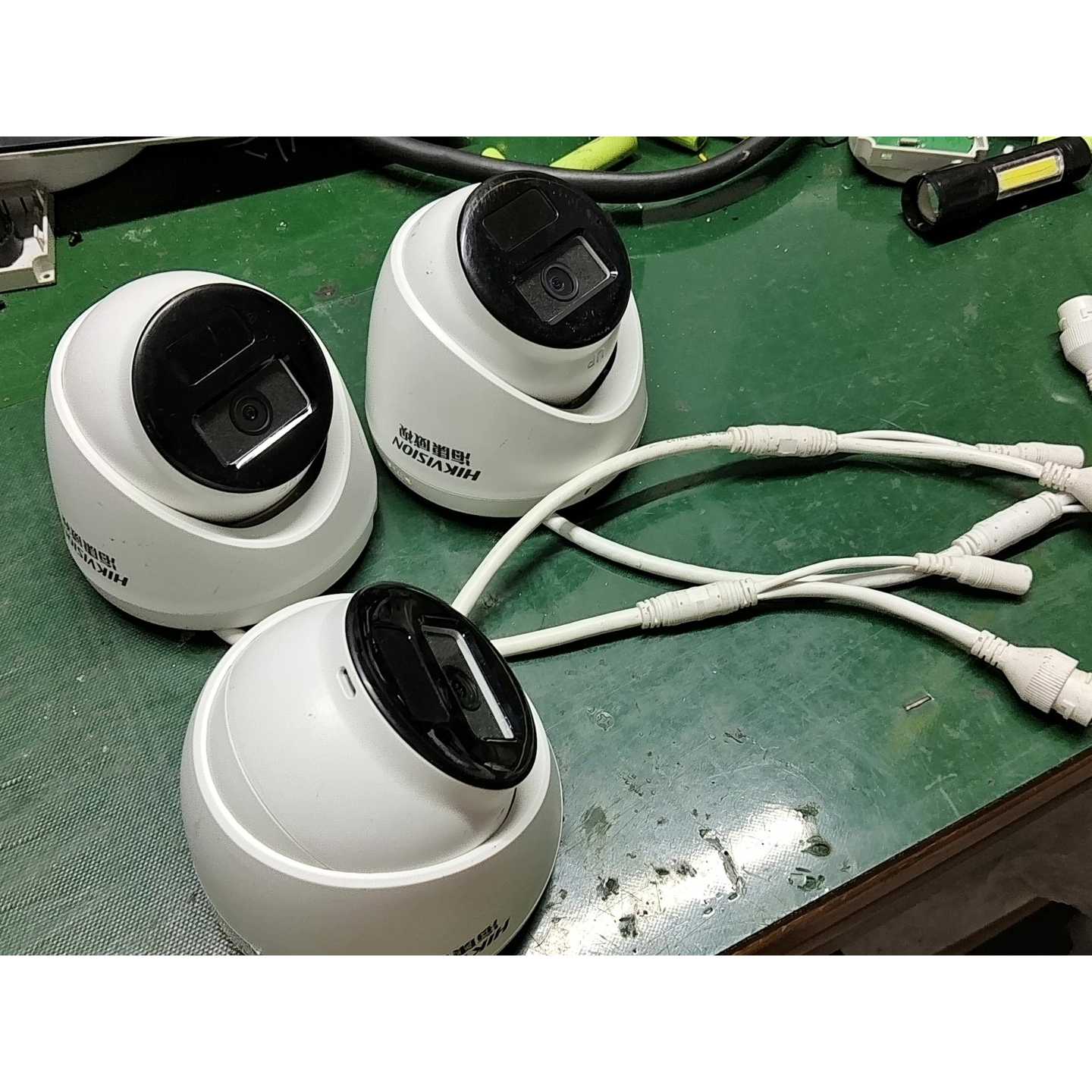 海康威视300万DS-IPC-T13HV3-IA POE半球