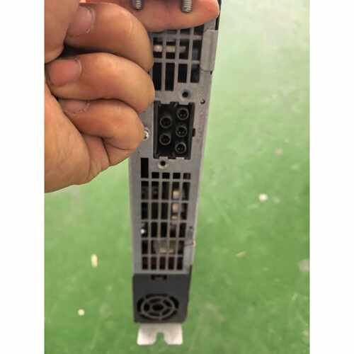 议价西门子驱动器6SL3120-1TE21-0AA4成色如图，不
