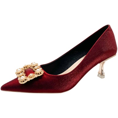 新娘鞋婚鞋秀禾婚纱酒红色不累脚