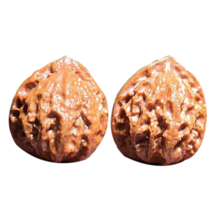 小尺寸指尖手捻京八棱文玩核桃手盘把玩核桃矮桩灯笼秋子女绕指柔