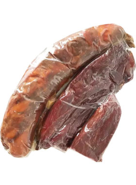 伊犁哈萨克特色美食熏马肠熏马肉