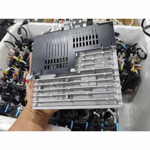 询价-汇川200W100W伺服驱动器SV660NS1R6I电机M可维修
