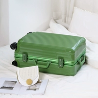 Трава зеленая