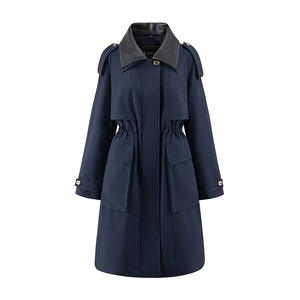艾莱依新款鹅绒服摩登巴恩风