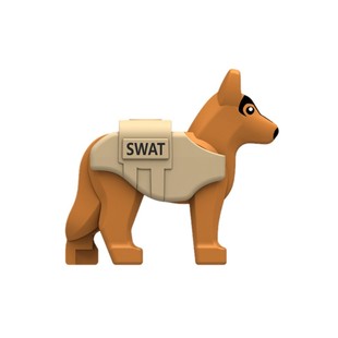 小颗粒积木动物军事特警小狗警犬装备斑点狗牧羊犬搜救犬拼装玩具