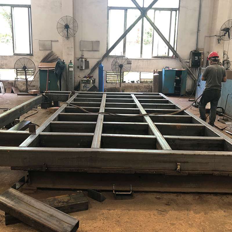 大型Q235方通机械机架焊接加工 结构件机架焊接加工 气保焊焊接