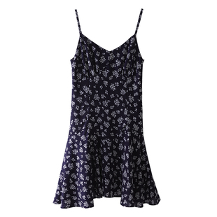 HAMYIHO v领碎花吊带连衣裙女收腰显瘦a字短裙小个子海边度假裙子