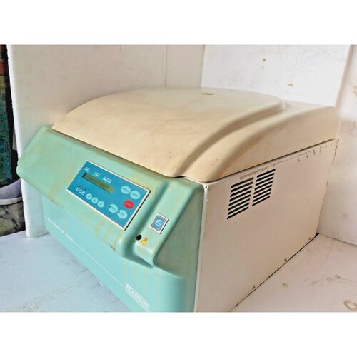 HETTICH 5600 BenchTop Centrifuge Rotanta460 4X750ml 240V 150