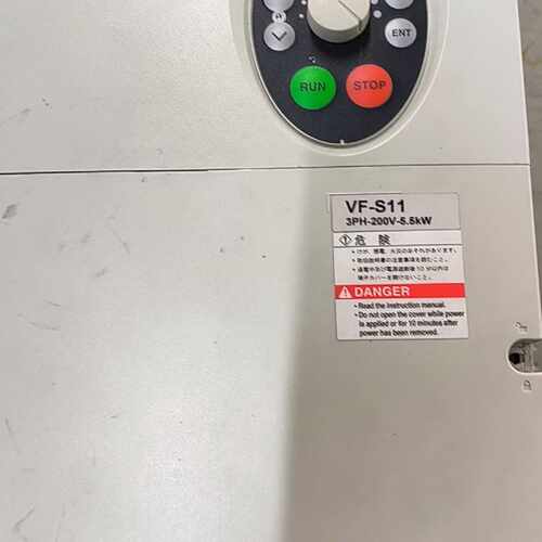 询价东芝变频器 VFS11-2055PM-AN(R5) 5.5K议价