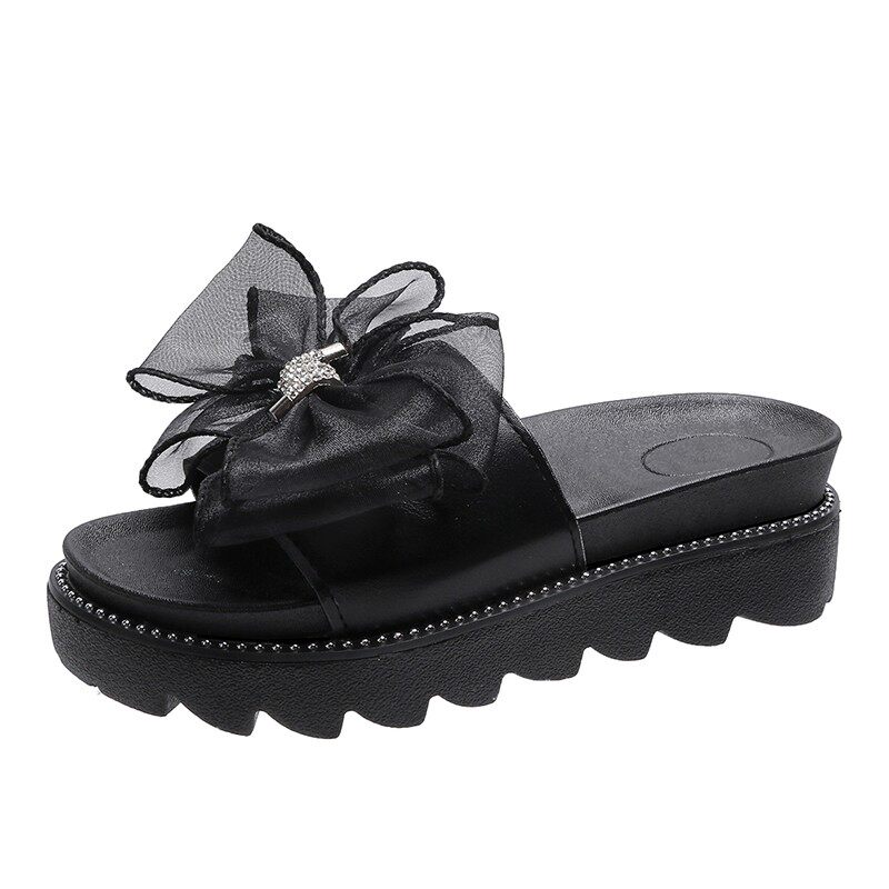 2025年新款夏季超火潮ins爆款网红防滑厚底沙滩外穿时尚女凉拖鞋