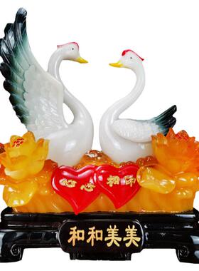 石玥天鹅树脂电视柜摆件