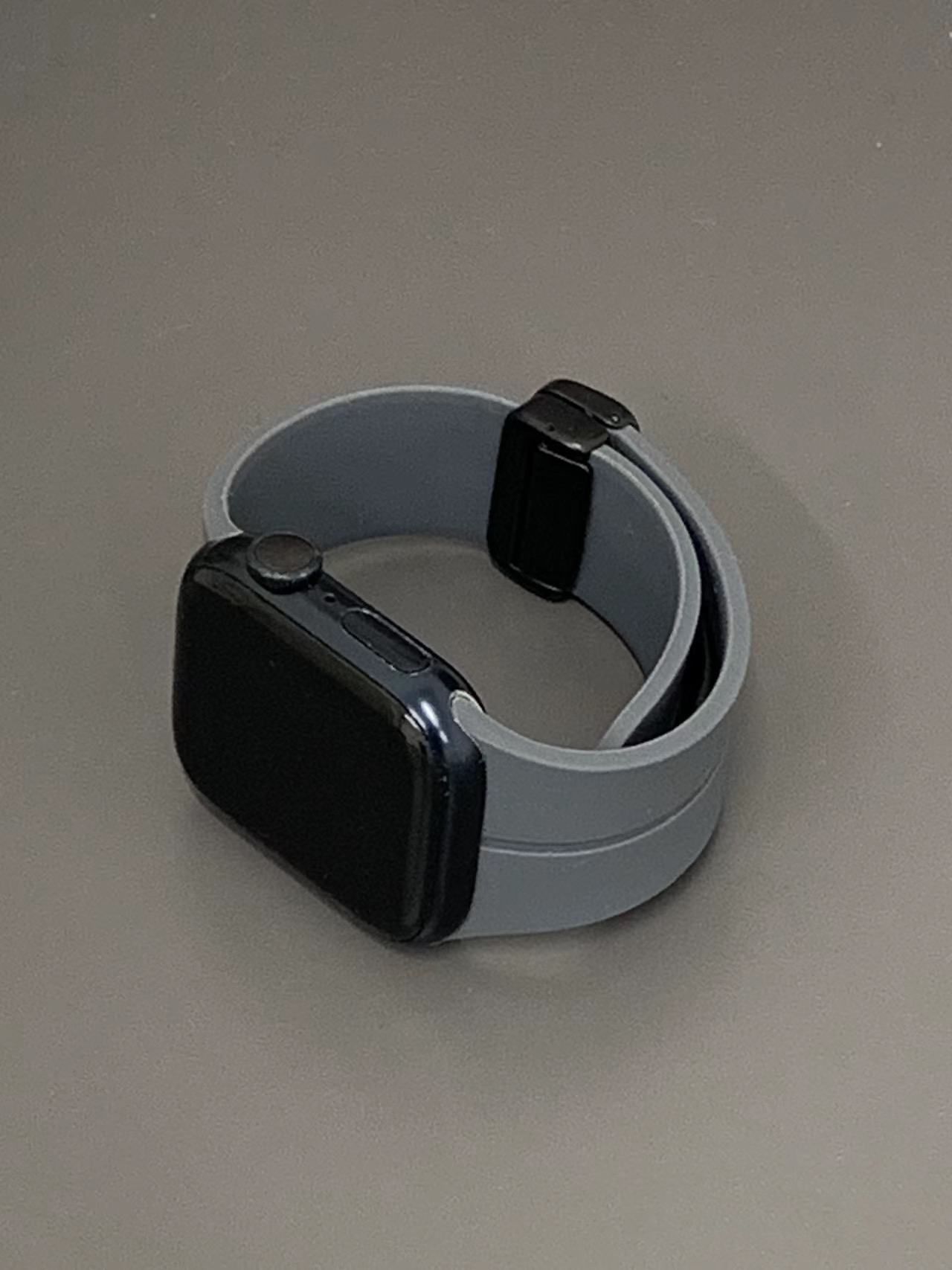 apple watch8表带夏天新款硅胶磁吸适用iwatch567苹果手表se2通用