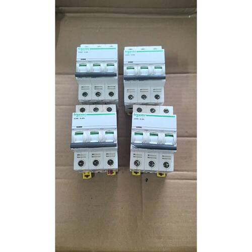 开关型断路器，，3P，IC65N，C40A，询价