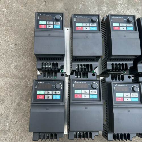 议价nuine Delta Inverter Vfd007el43w 0.75Kw Three-Phase 38适