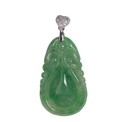 翡翠大灵芝玉项坠玉如意送扣