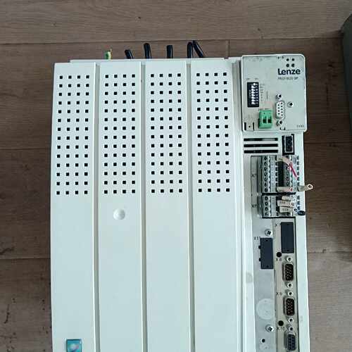 【询价】伦茨33.9328EV.7C.63变频器功能正常成色发测试视