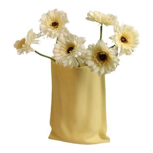 NICEMOON创意陶瓷褶皱花瓶奶油风玄关餐桌台面装饰摆件纸袋花器