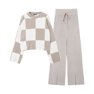 从轻抱抱绒拼色格子套装2025新款家居服珊瑚绒睡衣女防静电2025冬