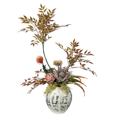 玄关摆放的诧寂风南天竹花艺