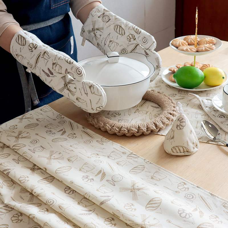 新品 烘焙美食背景布艺餐巾微波炉手套隔热手套隔热垫耐高温防烫